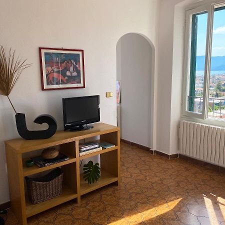 בורדיגרה Casa Petra - Appartamento Vista Mare Citta Vecchia מראה חיצוני תמונה